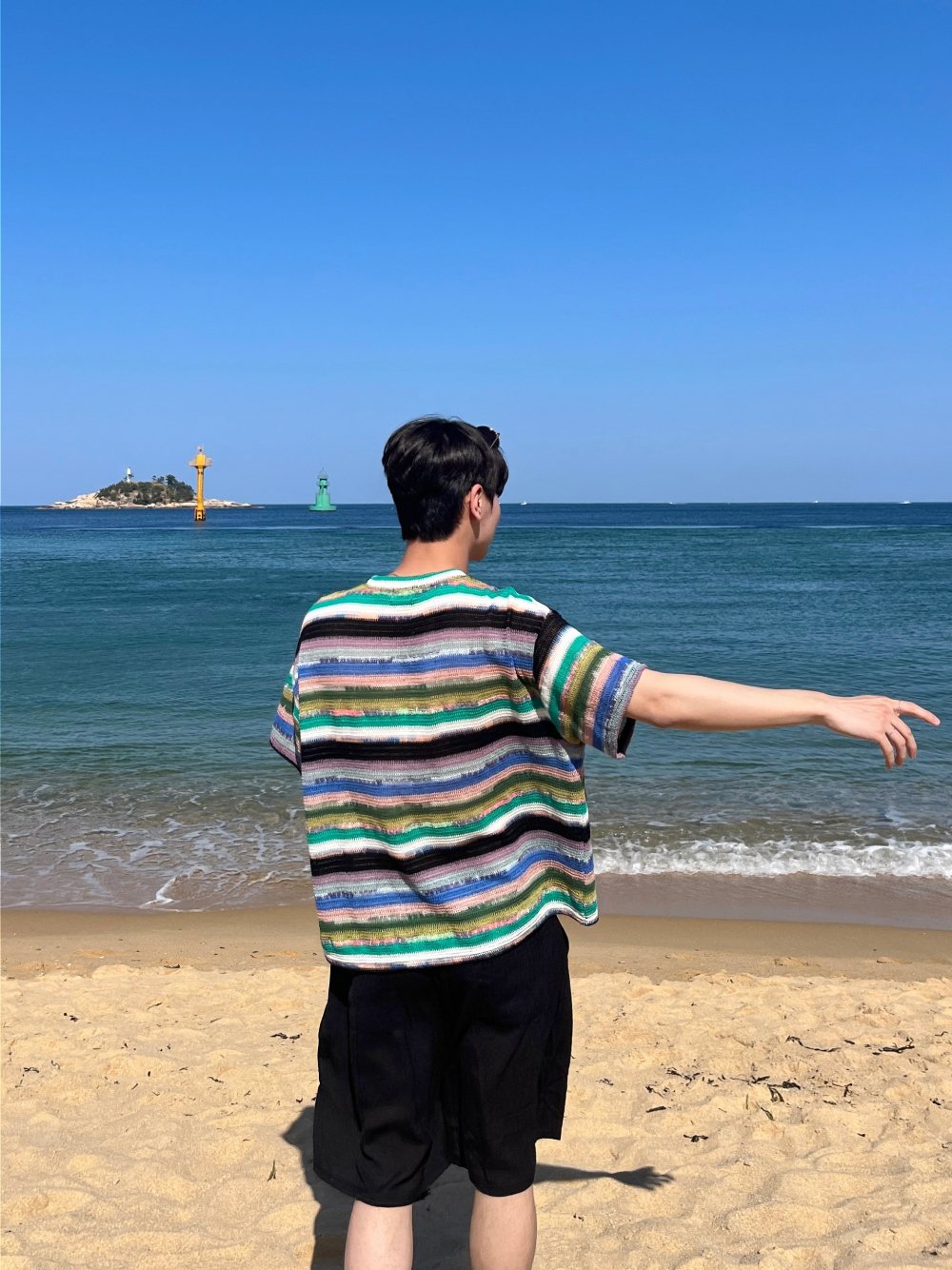 반팔 티셔츠 모델 착용 이미지-S39L9