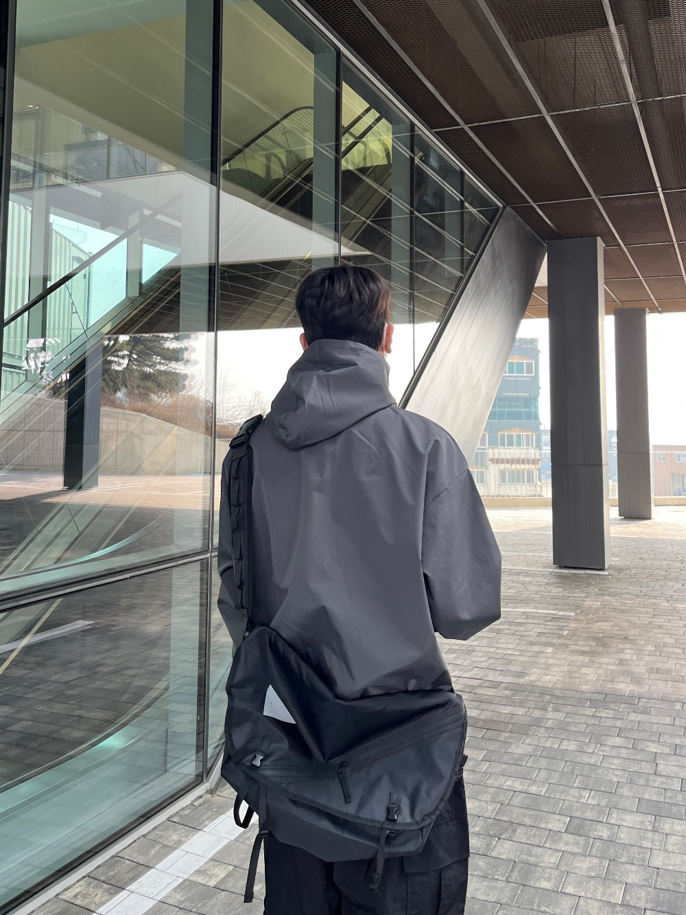 재킷 모델 착용 이미지-S46L2