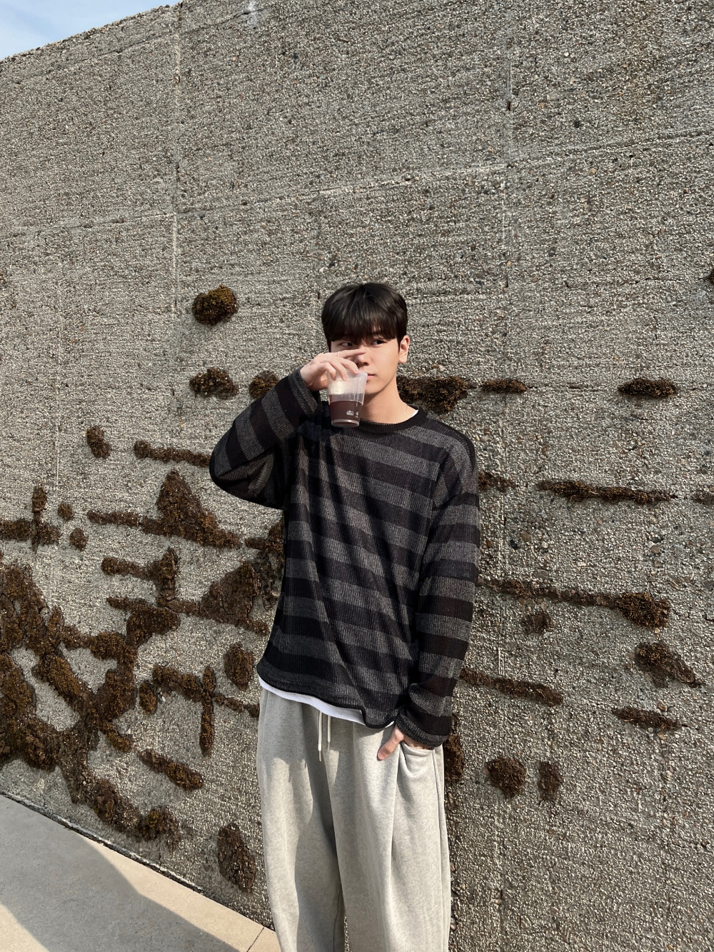 바지 모델 착용 이미지-S62L7