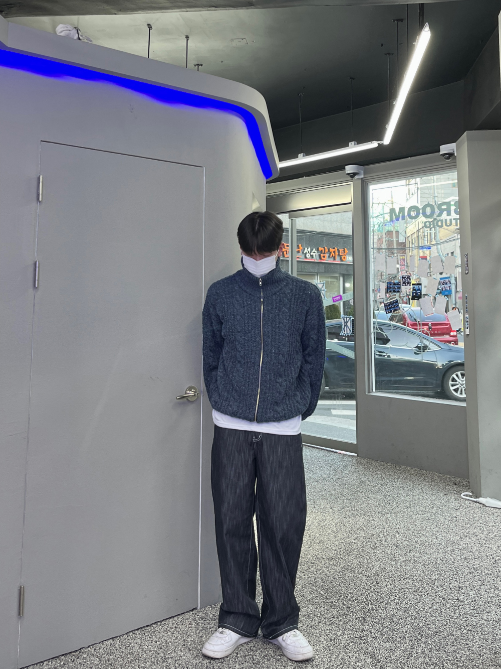 재킷 모델 착용 이미지-S82L45