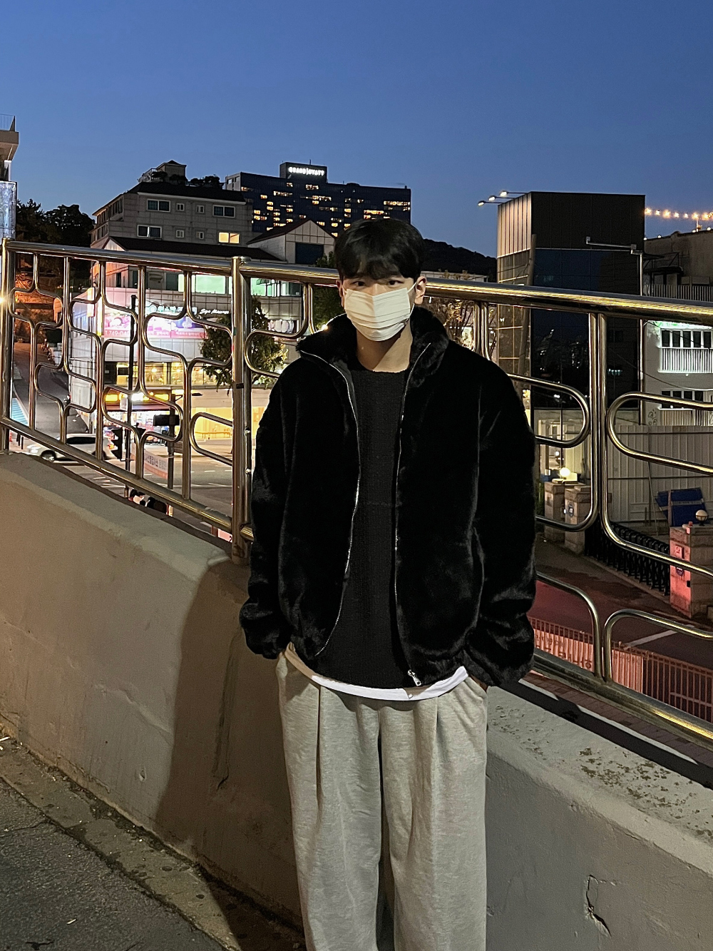 재킷 모델 착용 이미지-S62L3