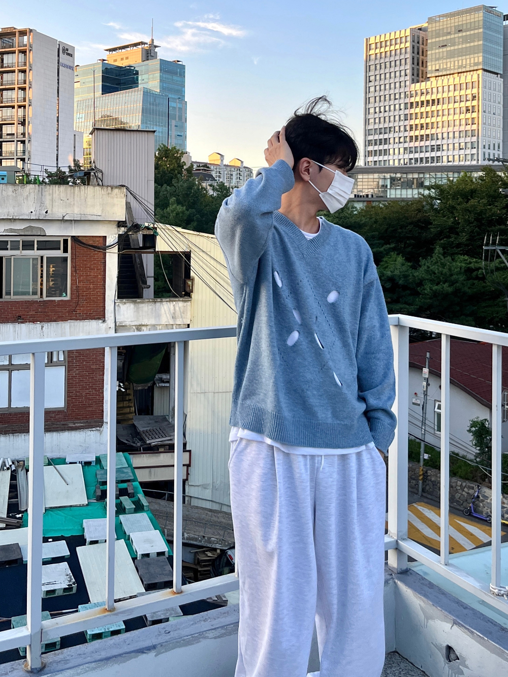 바지 모델 착용 이미지-S3L34