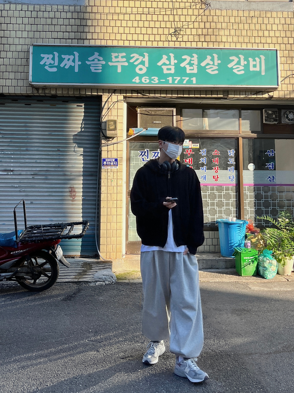 바지 모델 착용 이미지-S3L7