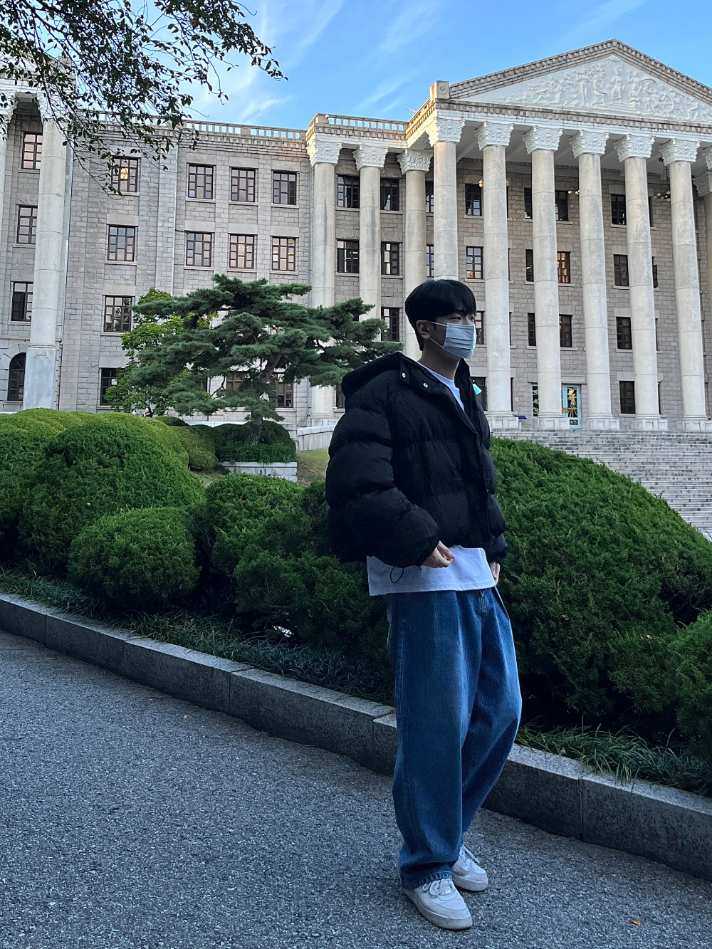 패딩 모델 착용 이미지-S60L8
