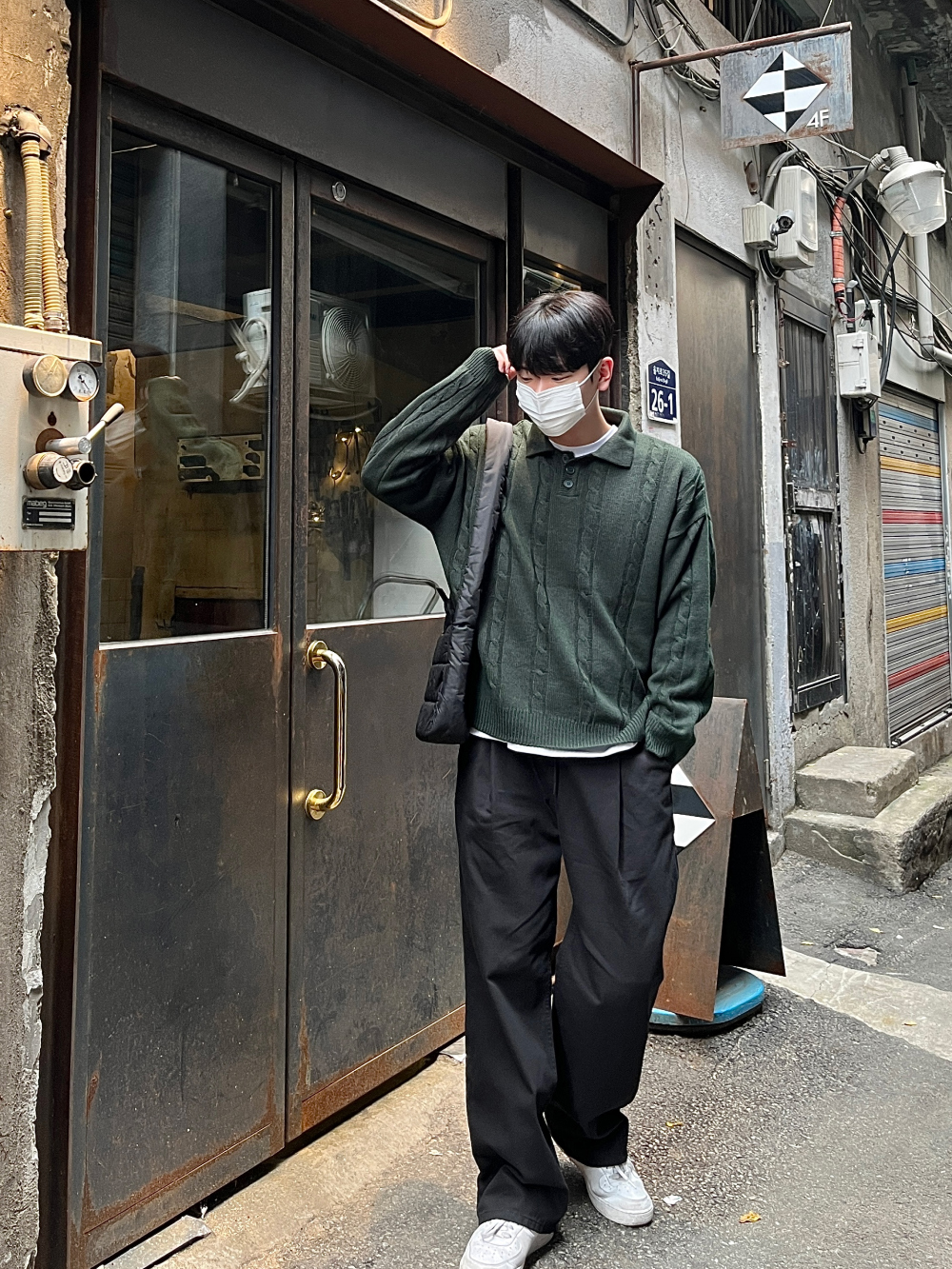 재킷 모델 착용 이미지-S49L21