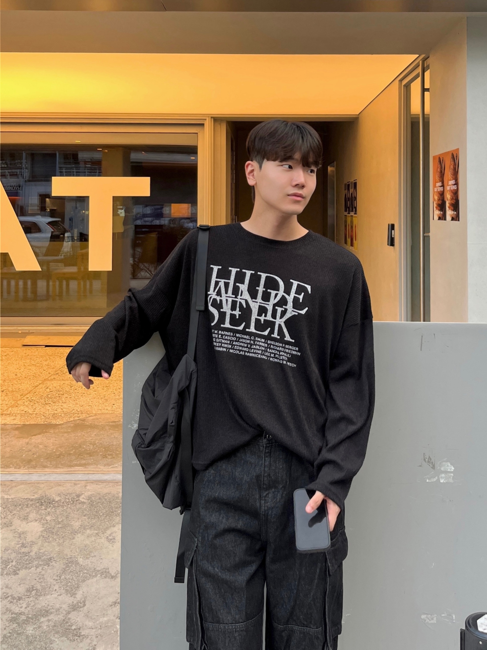 긴팔 티셔츠 모델 착용 이미지-S65L5