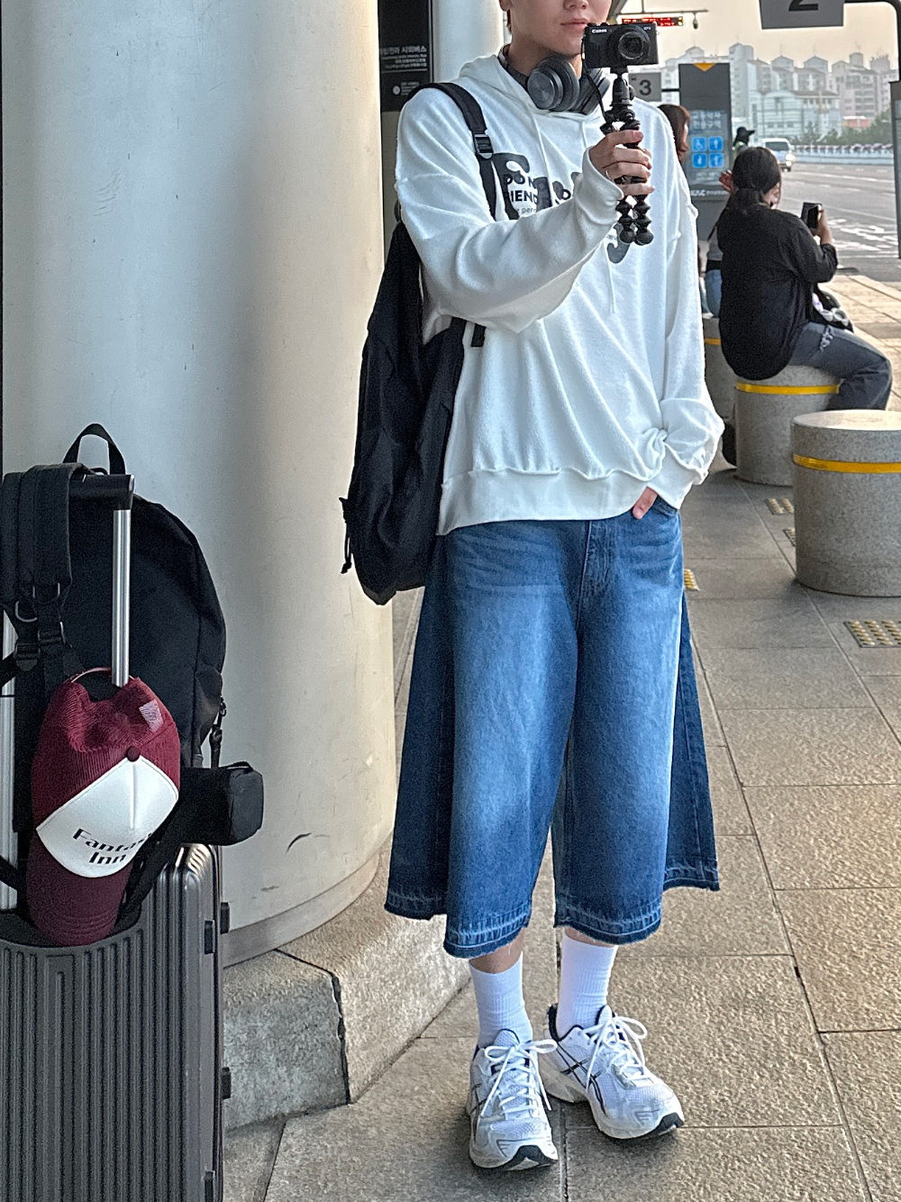 반바지 모델 착용 이미지-S53L22