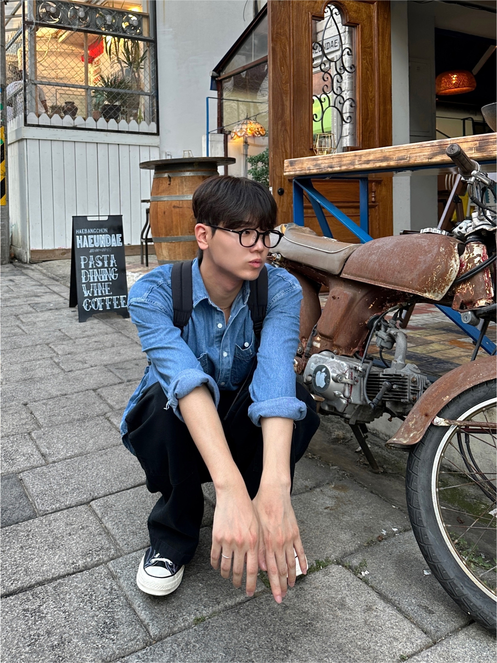 바지 모델 착용 이미지-S68L27