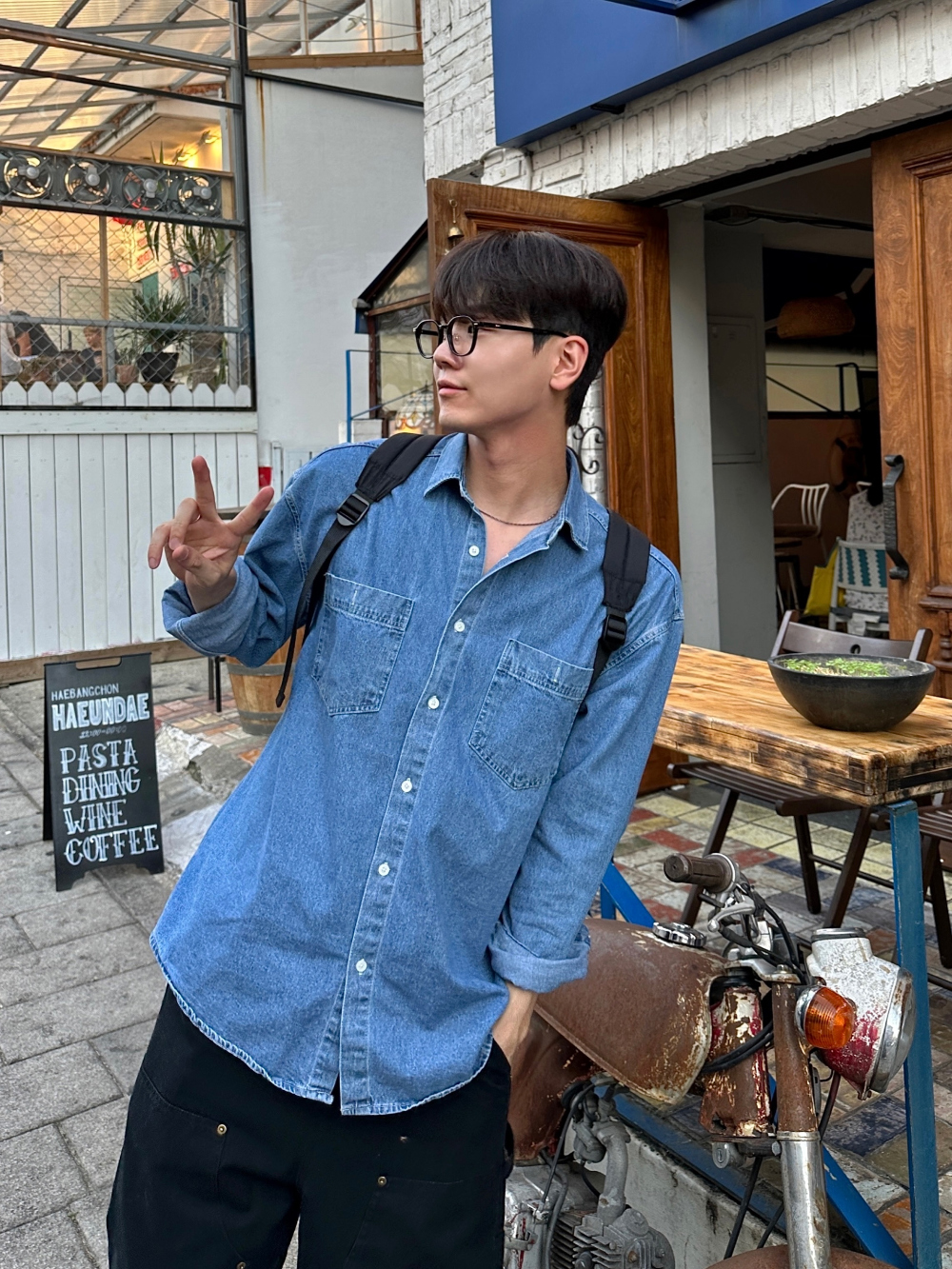 바지 모델 착용 이미지-S68L9