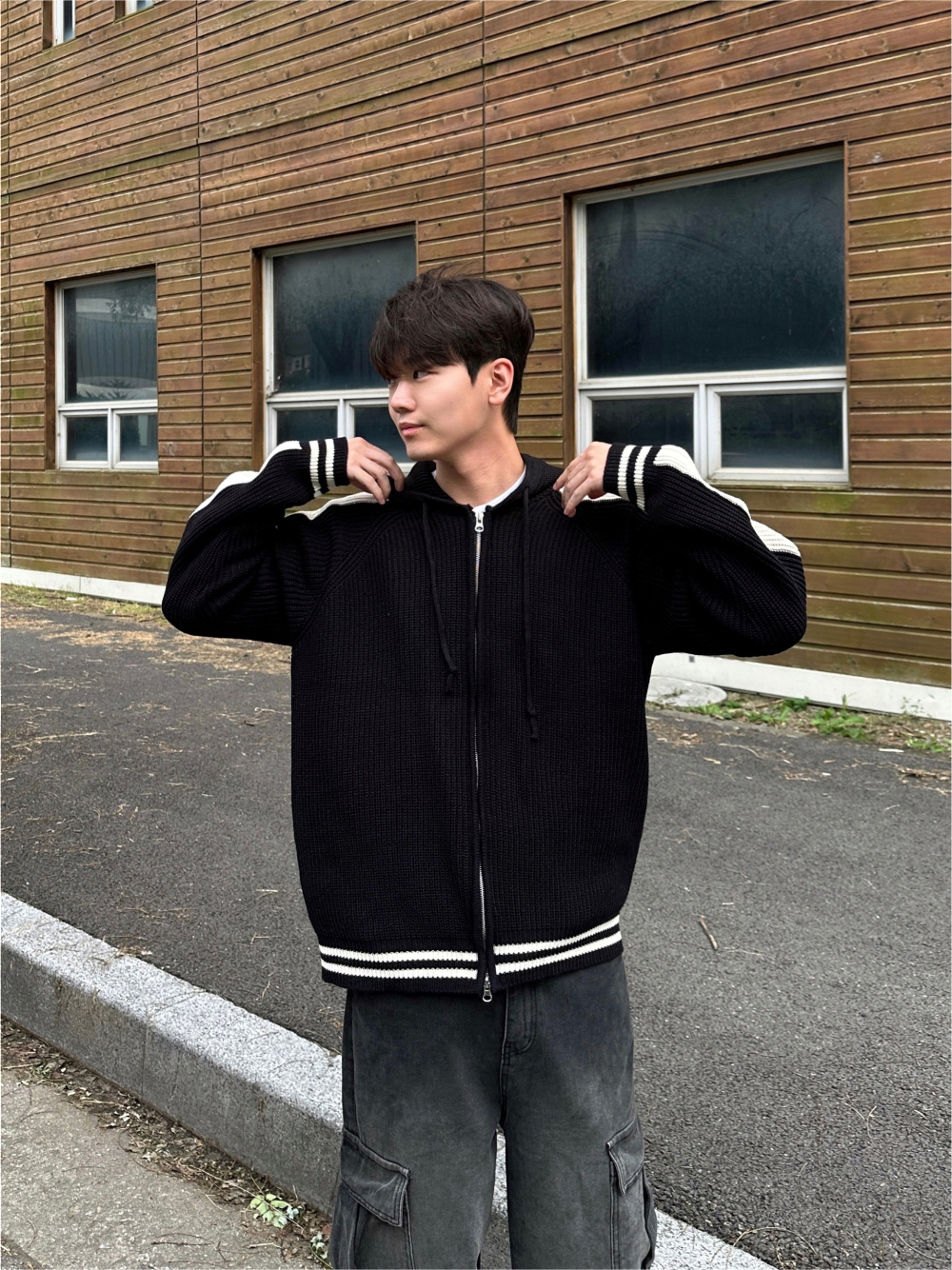 바지 모델 착용 이미지-S70L19
