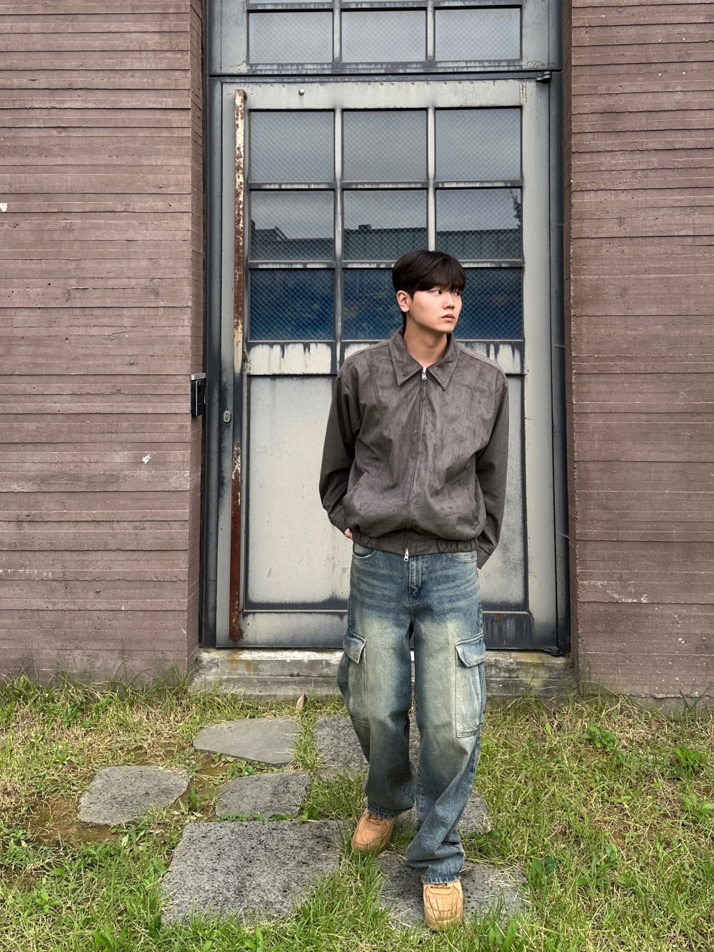바지 모델 착용 이미지-S69L4