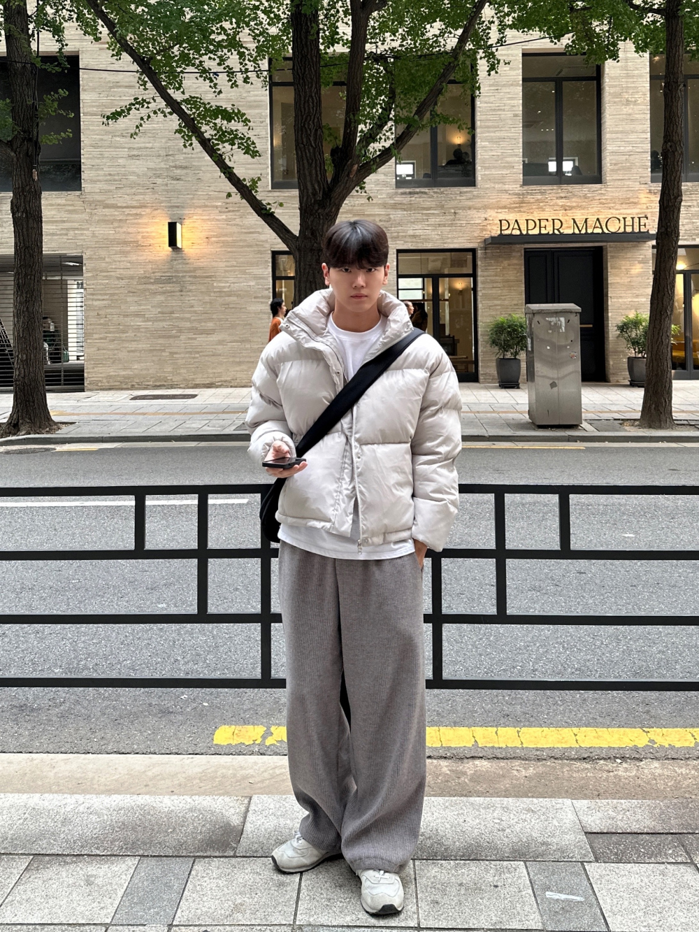 패딩 모델 착용 이미지-S69L32