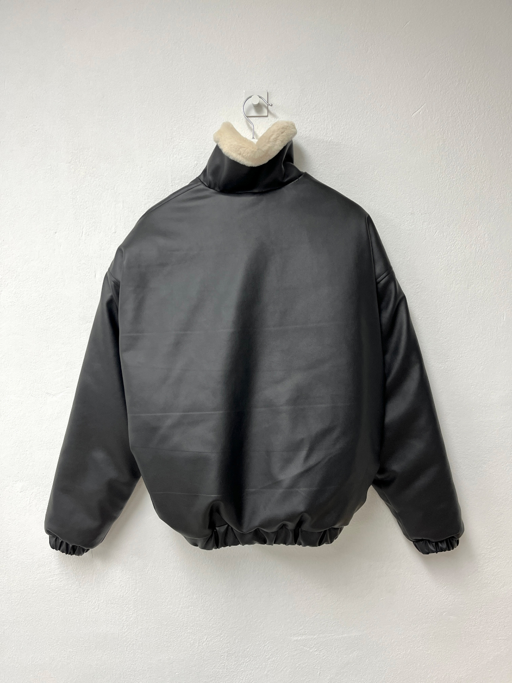 재킷 그레이 색상 이미지-S77L2
