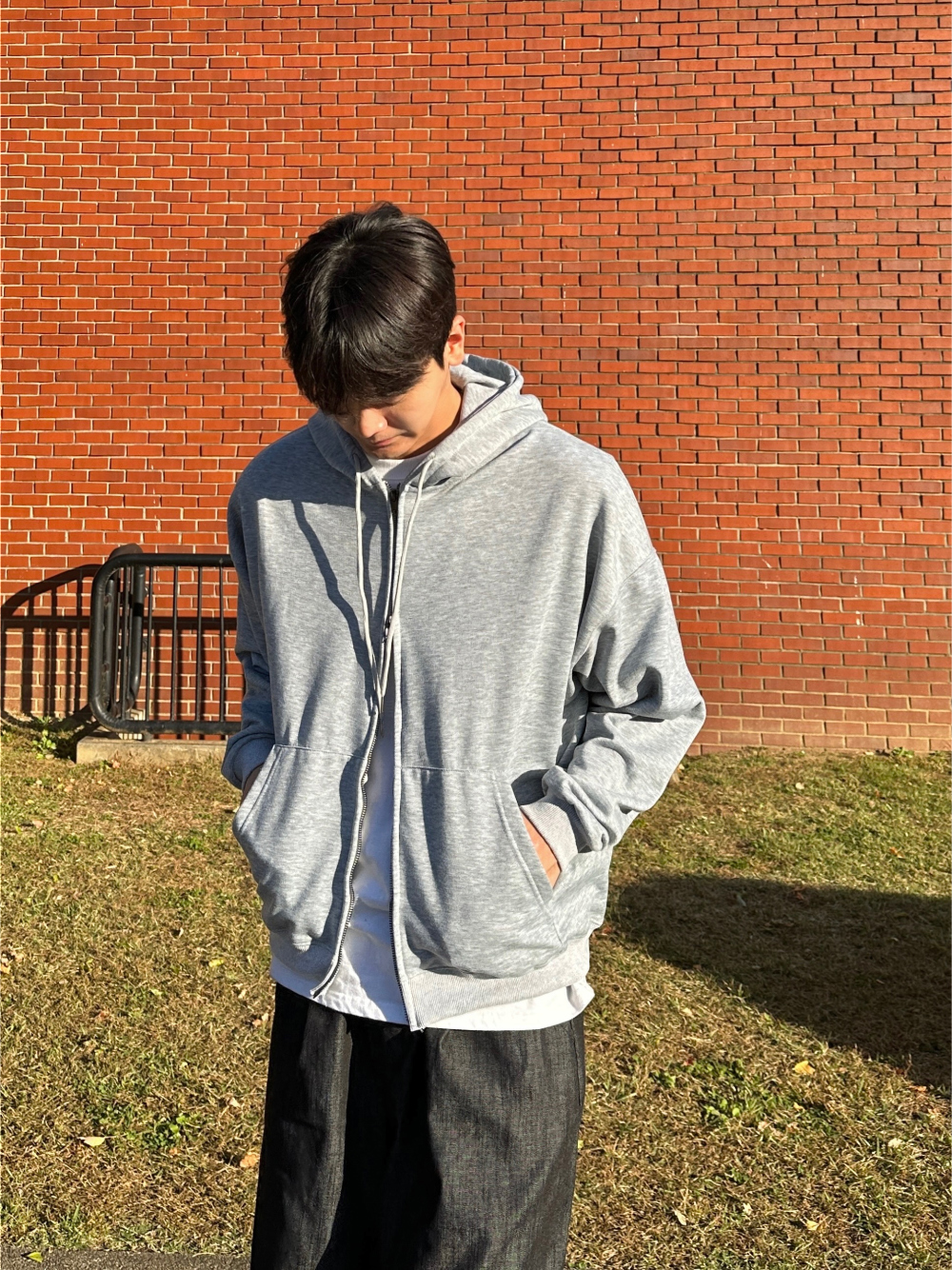 바지 모델 착용 이미지-S59L16