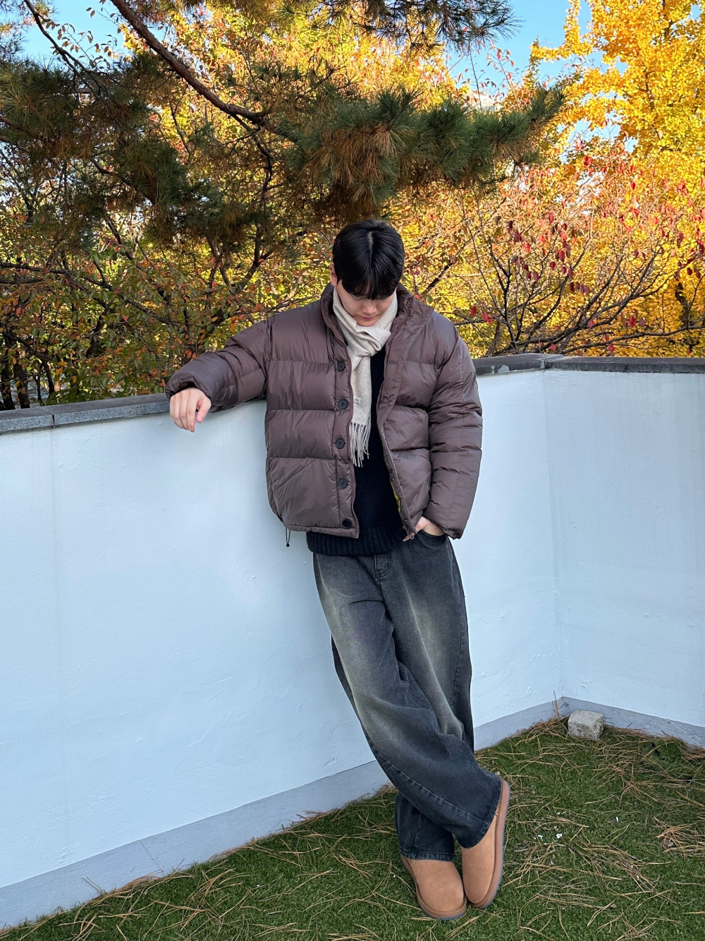 긴팔 티셔츠 모델 착용 이미지-S81L22
