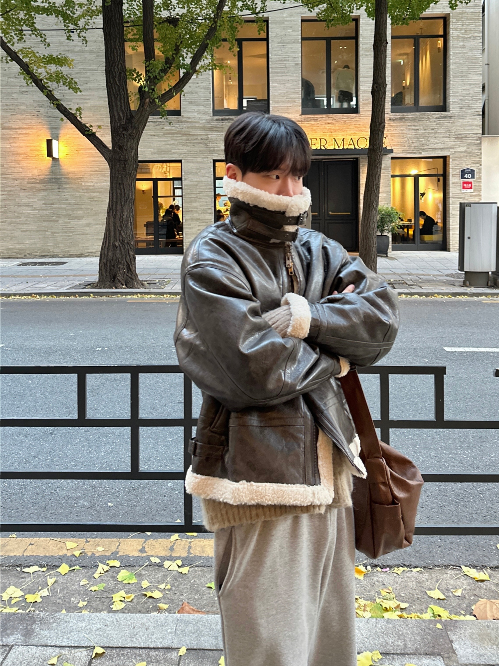 재킷 모델 착용 이미지-S81L23