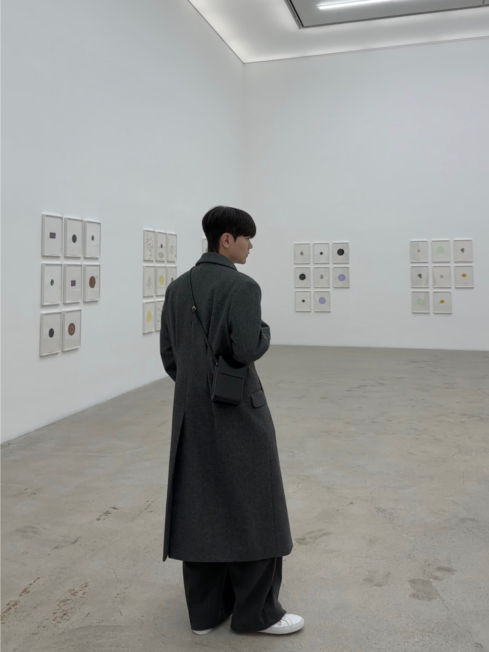 코트 모델 착용 이미지-S77L17