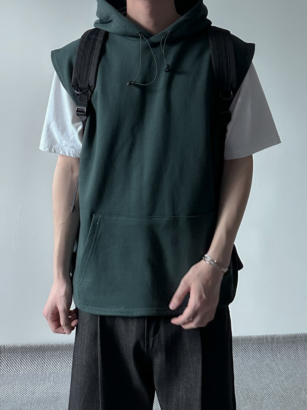 반바지 모델 착용 이미지-S100L15