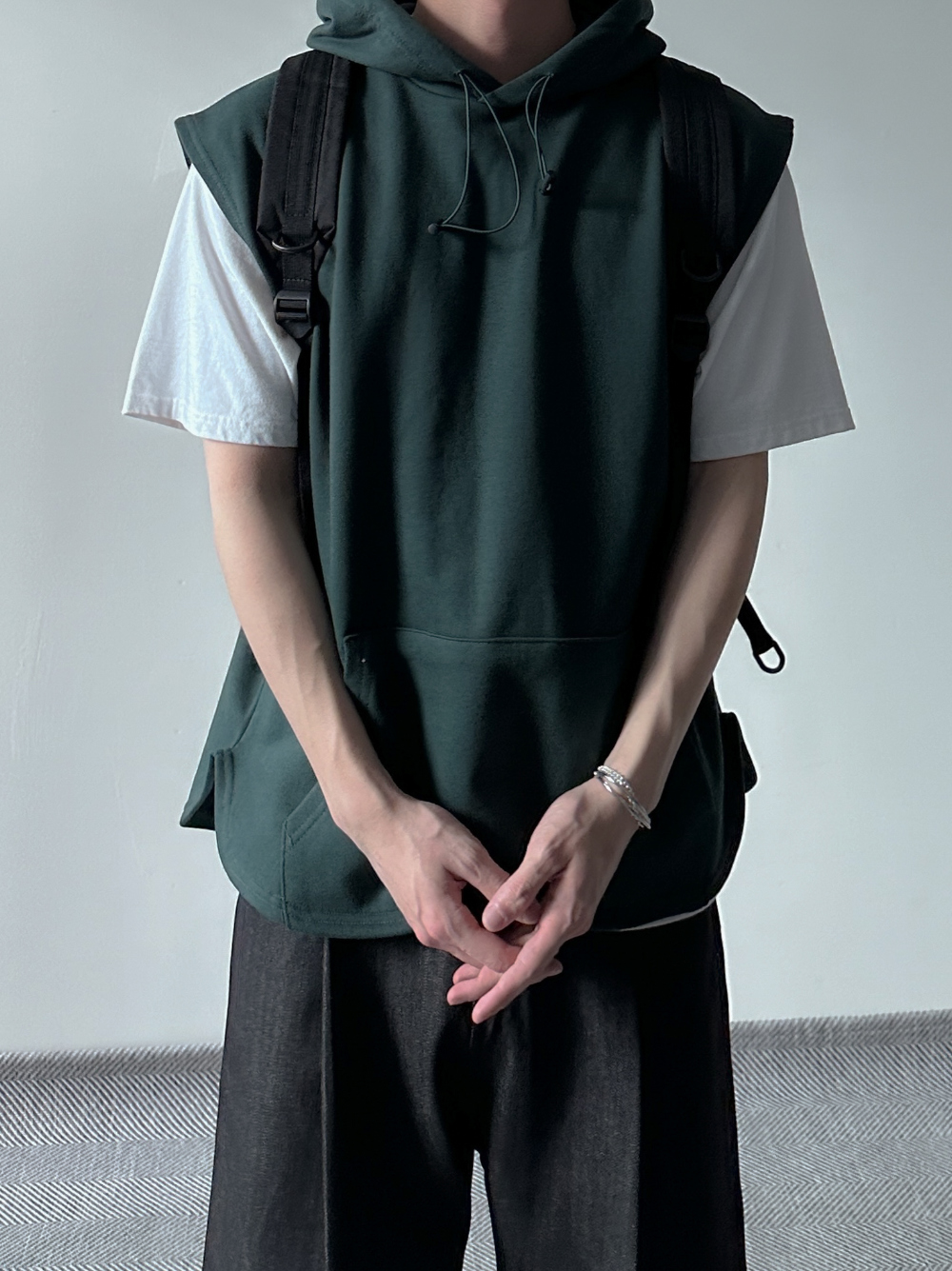 드레스 모델 착용 이미지-S31L18