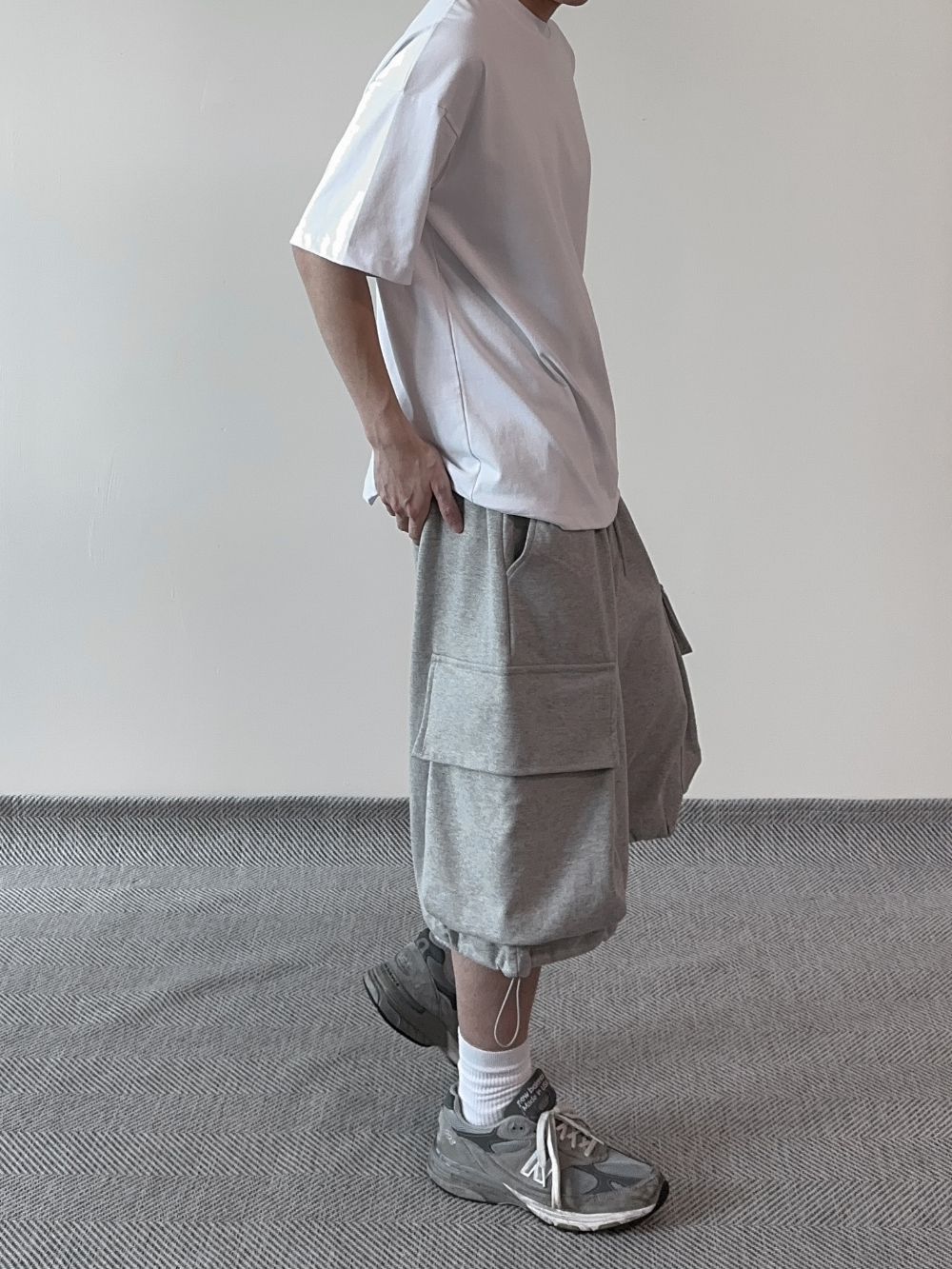 반바지 모델 착용 이미지-S109L45
