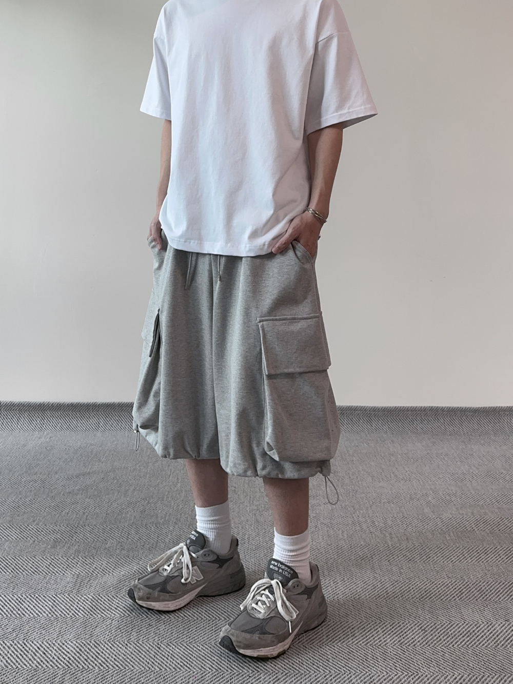 반바지 모델 착용 이미지-S109L40