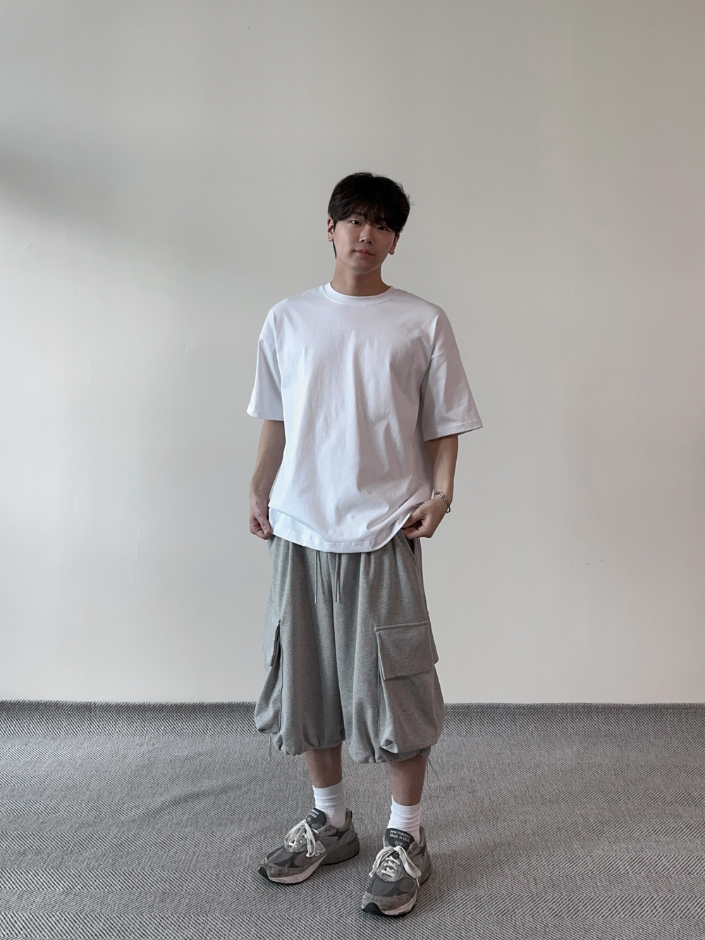 반바지 모델 착용 이미지-S109L14