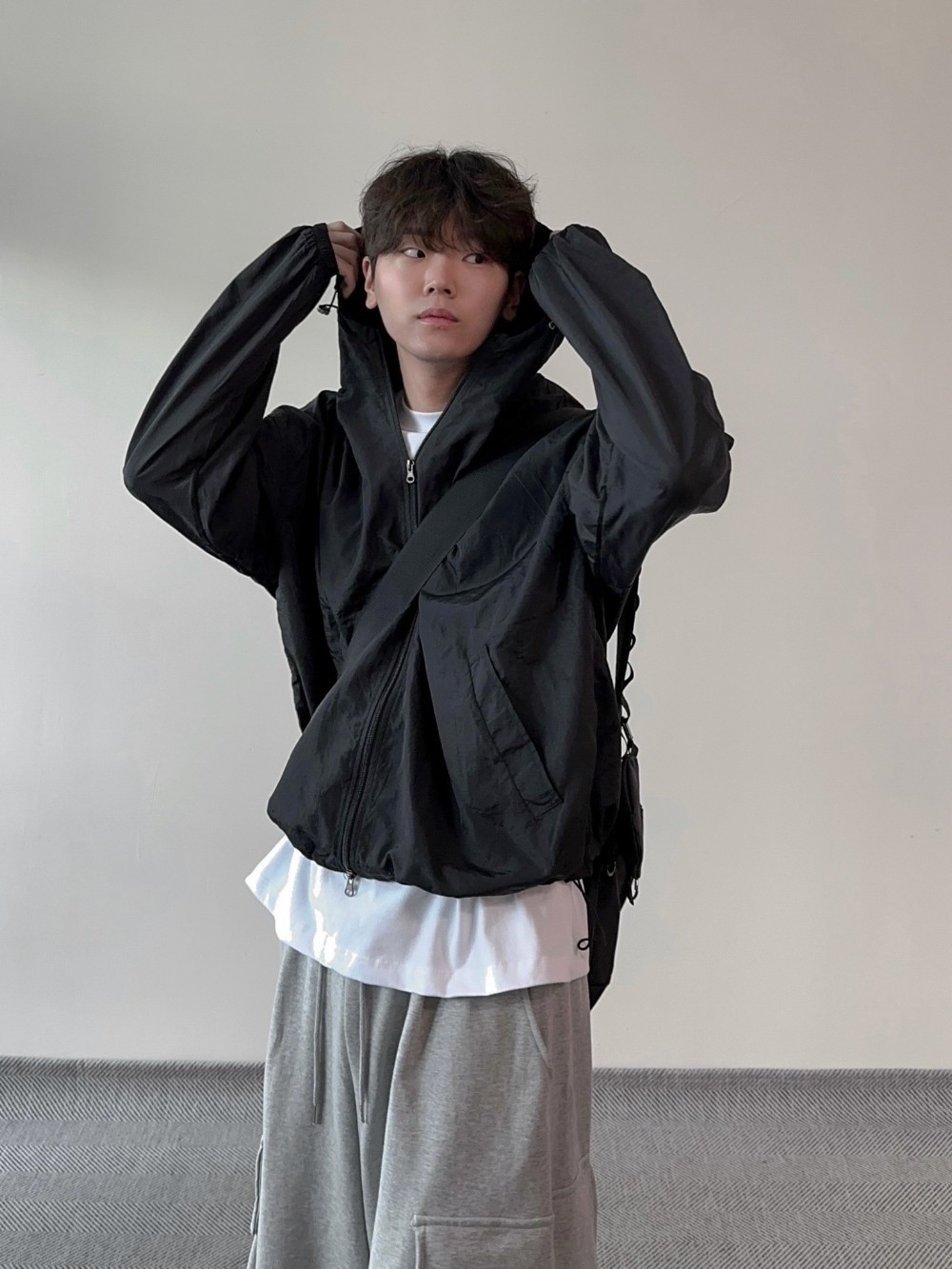 재킷 모델 착용 이미지-S60L1