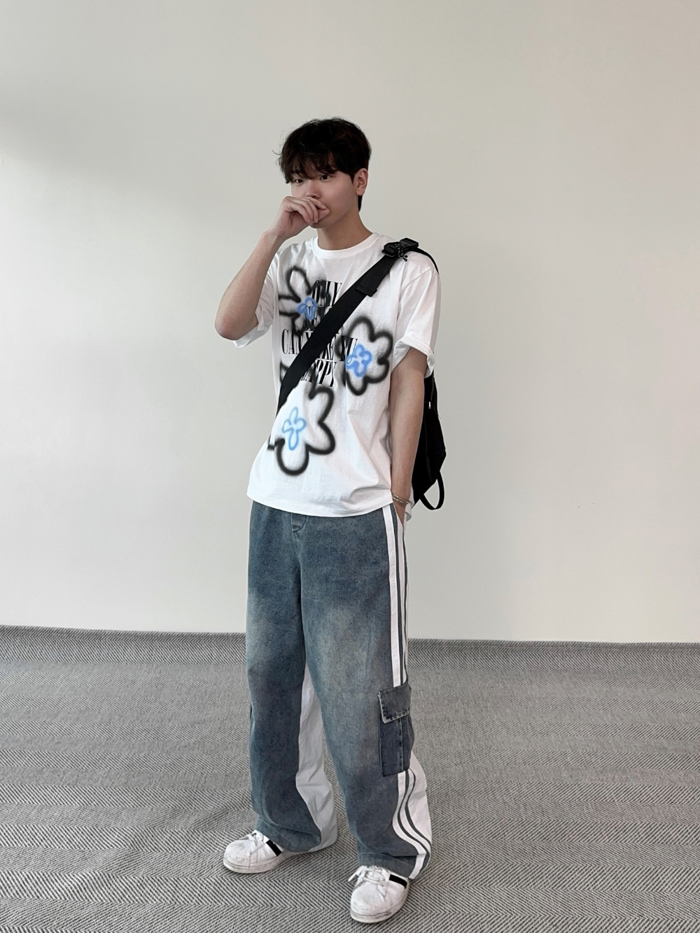 바지 모델 착용 이미지-S64L15