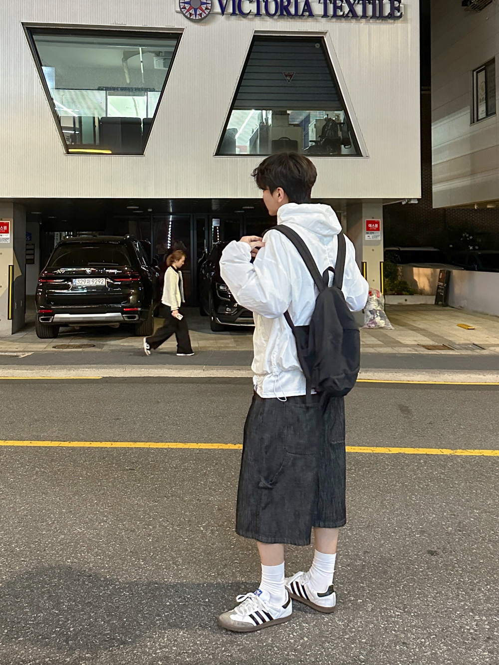 재킷 모델 착용 이미지-S62L21