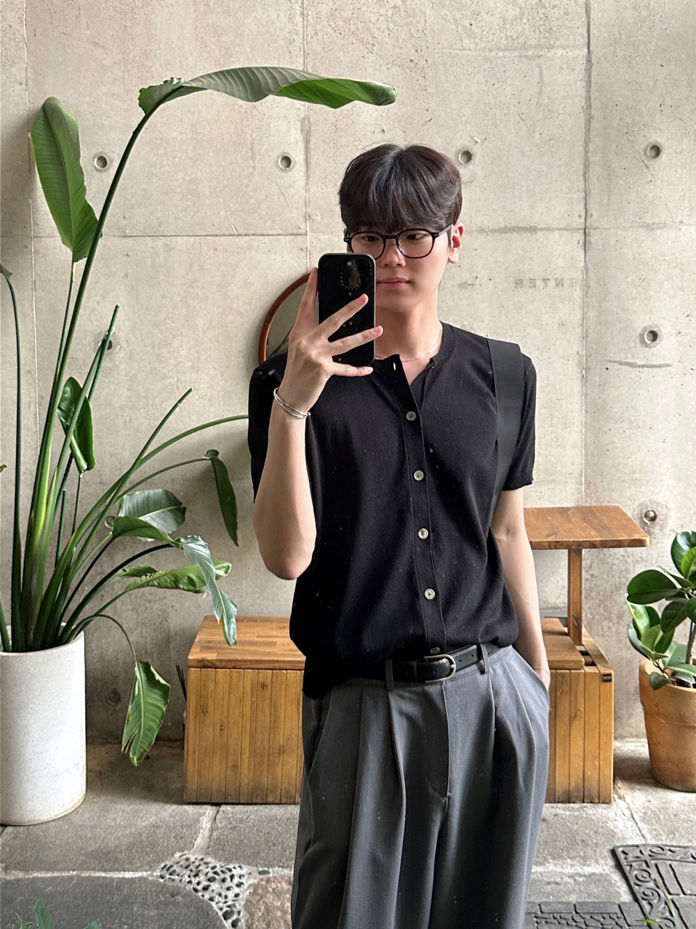 바지 모델 착용 이미지-S39L6