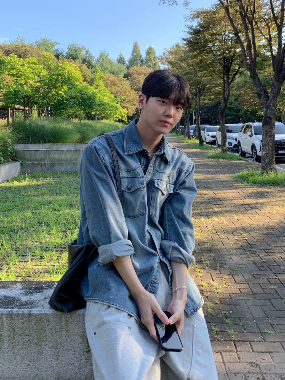 바지 모델 착용 이미지-S63L33