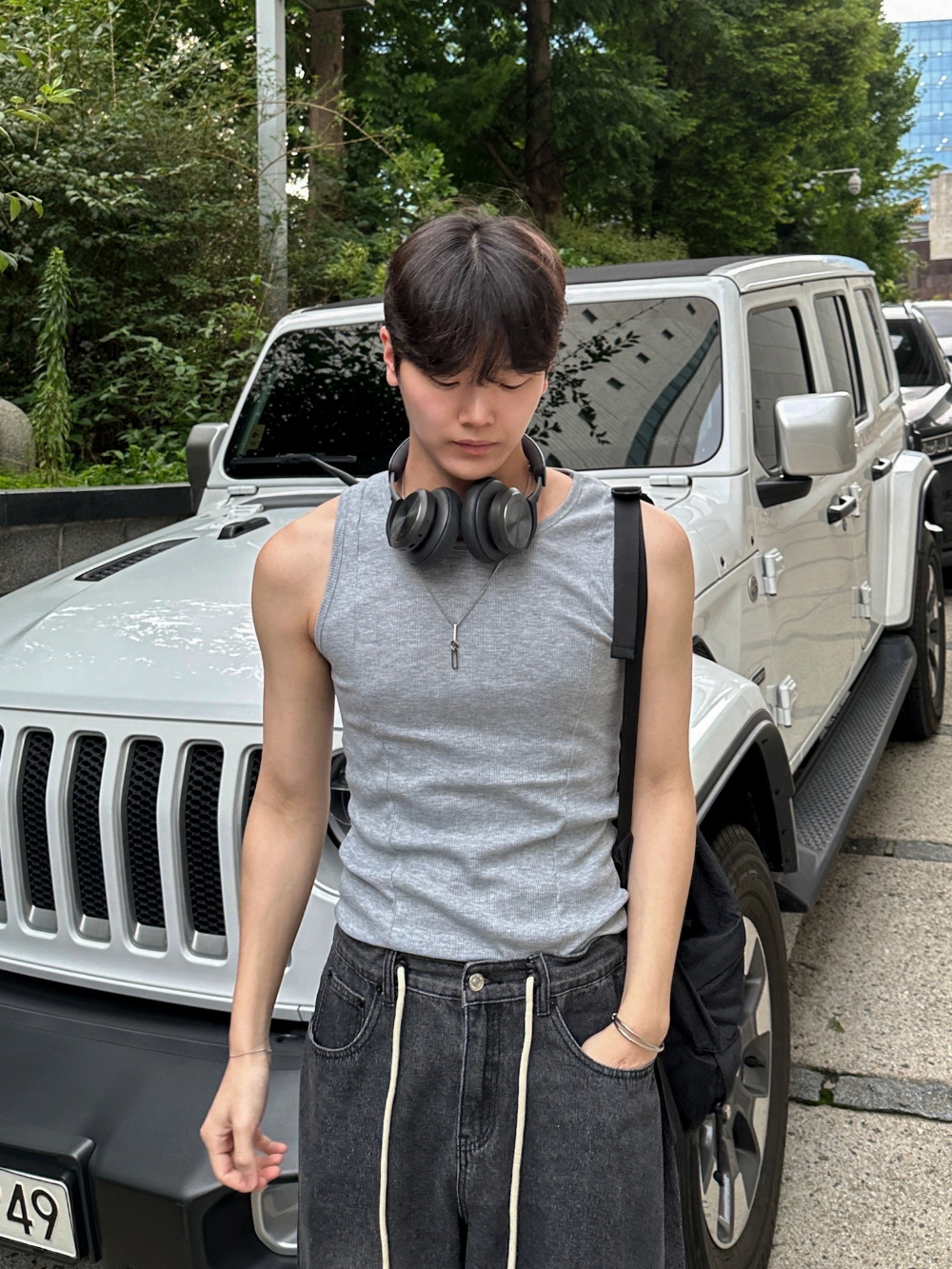 악세사리 모델 착용 이미지-S28L8