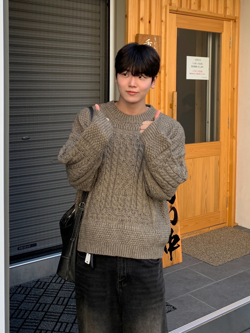 악세사리 모델 착용 이미지-S56L15