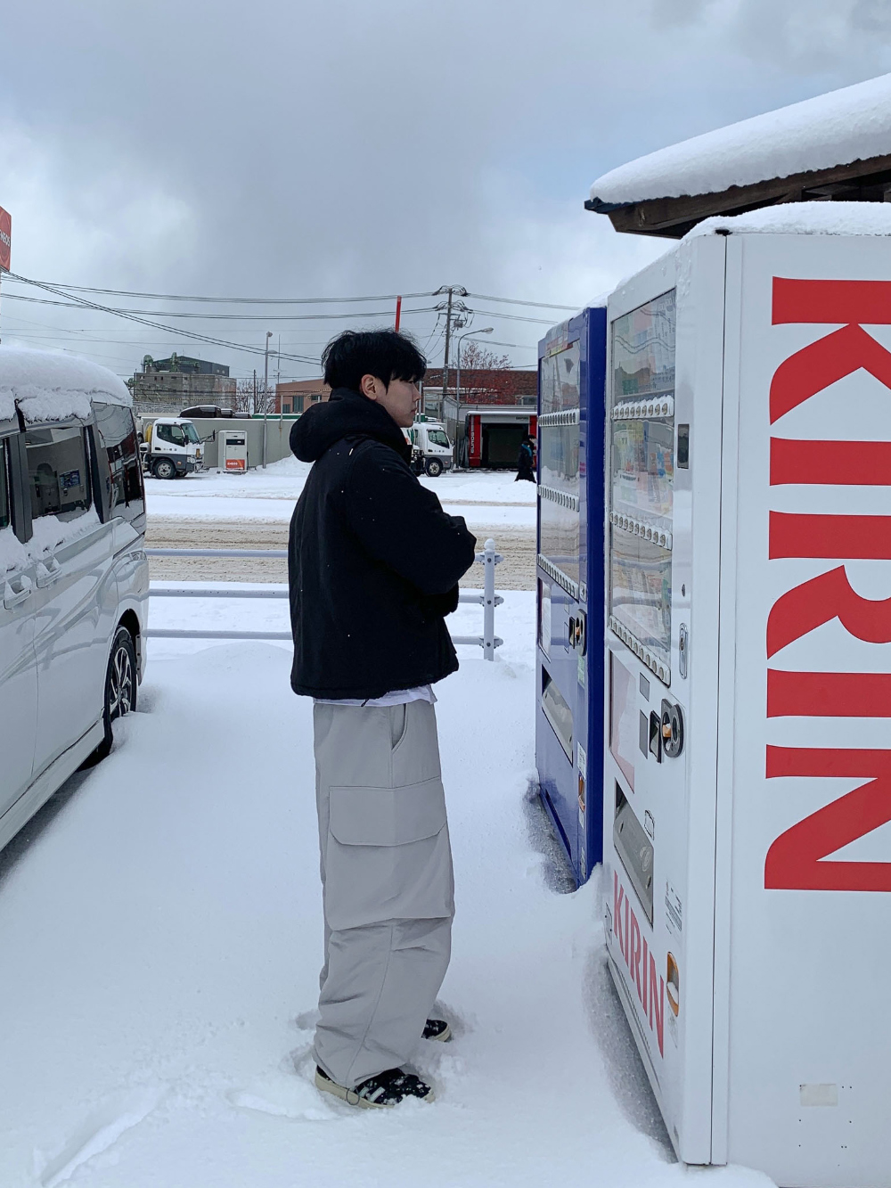 머플러 모델 착용 이미지-S64L1