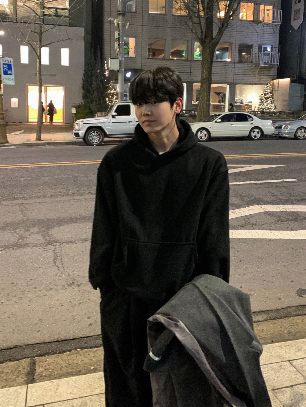 악세사리 모델 착용 이미지-S82L17