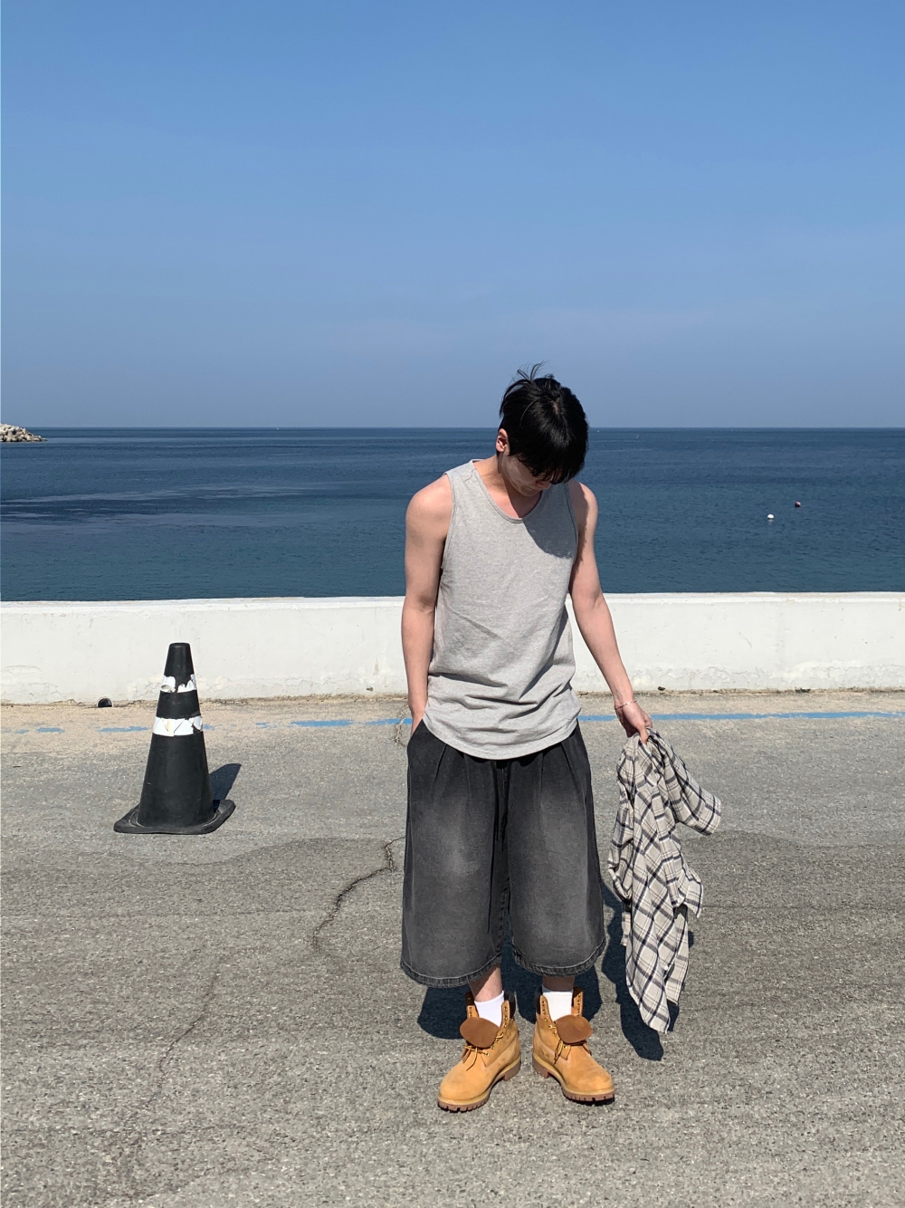 민소매 모델 착용 이미지-S130L47