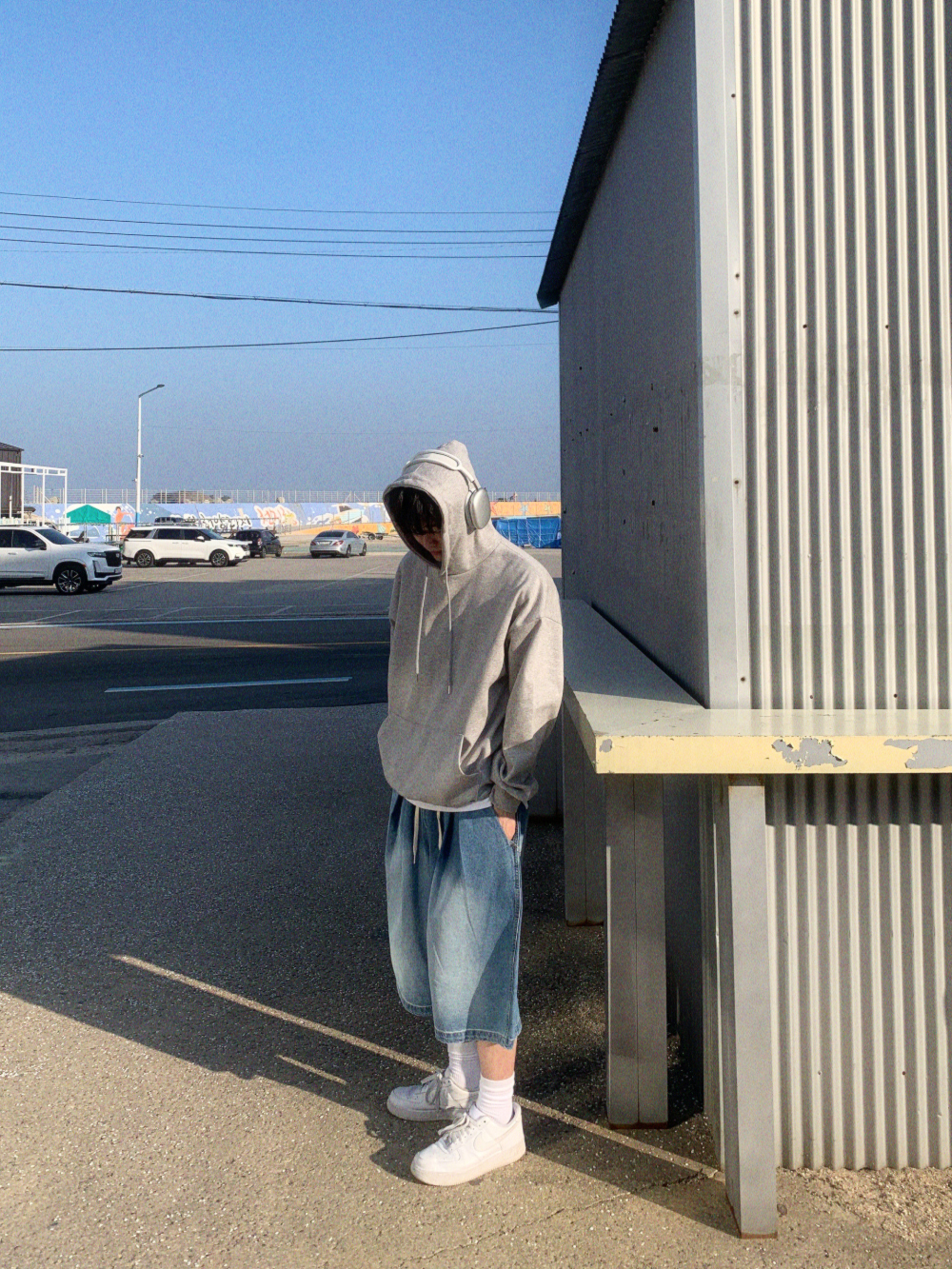 반바지 모델 착용 이미지-S120L11