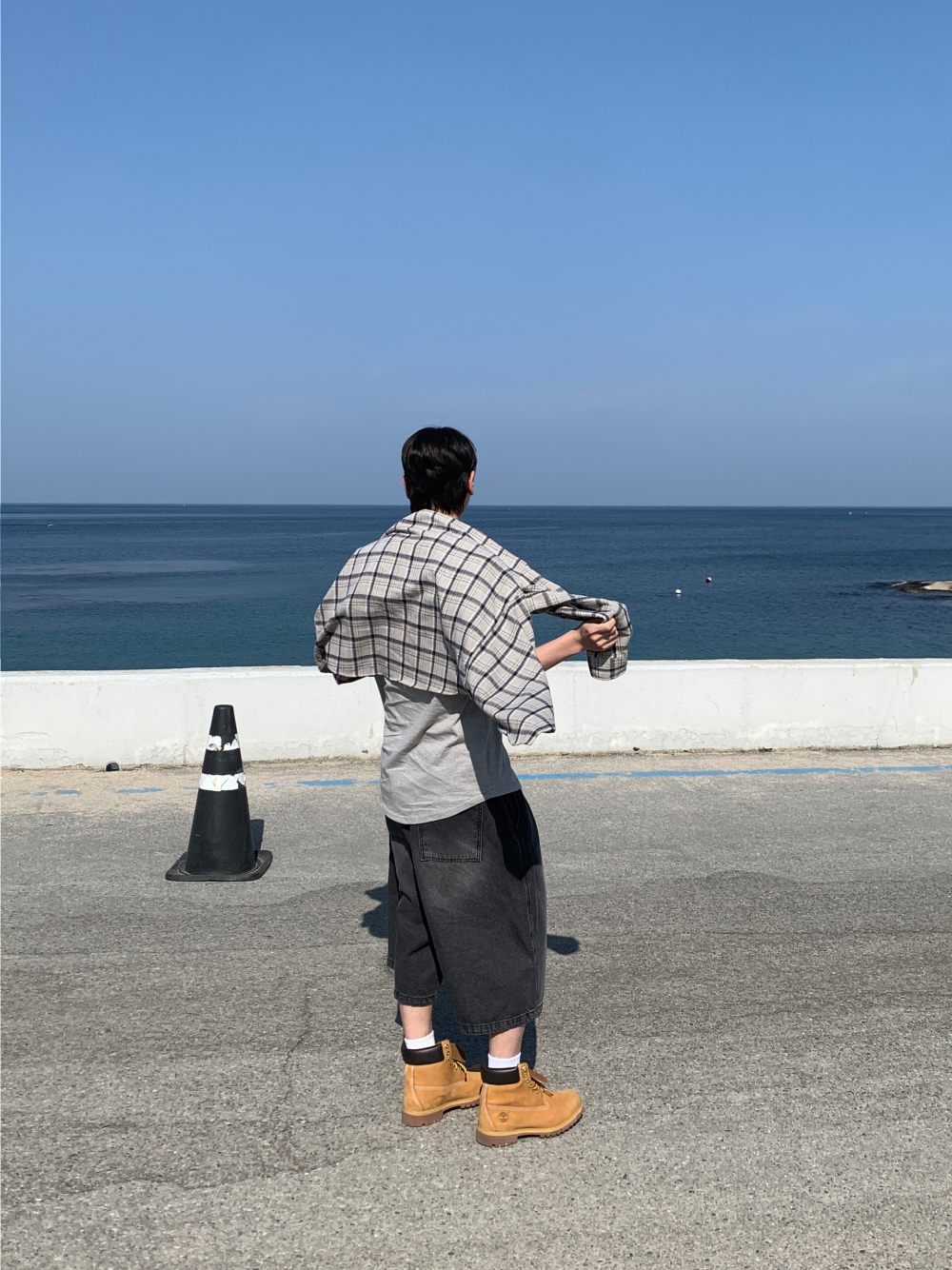 반바지 모델 착용 이미지-S120L46