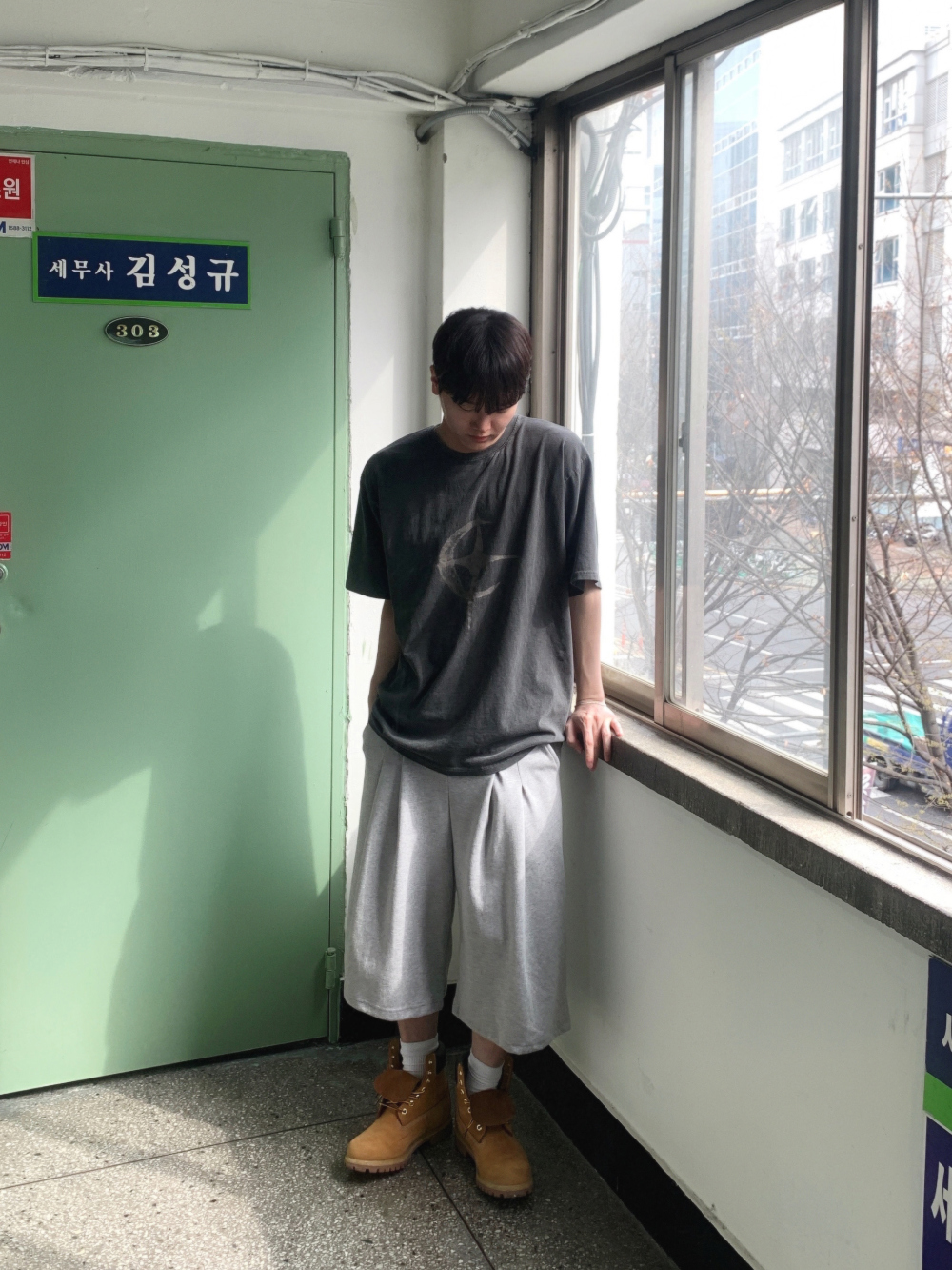 드레스 모델 착용 이미지-S129L17