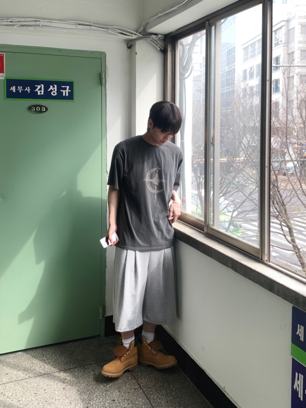 드레스 모델 착용 이미지-S129L16