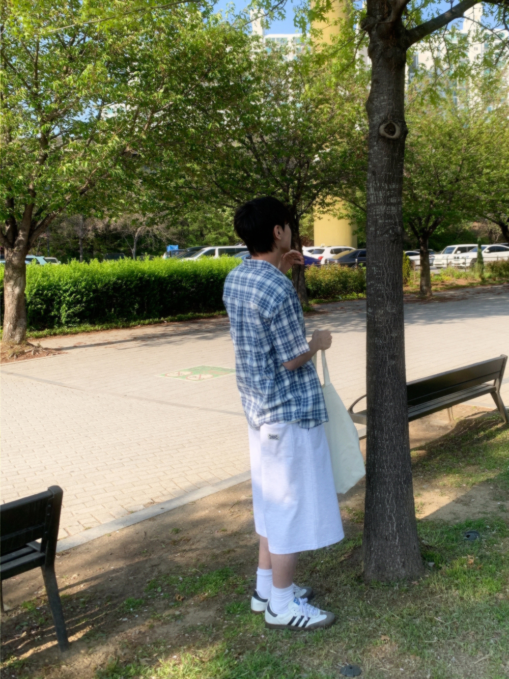 반바지 모델 착용 이미지-S135L16