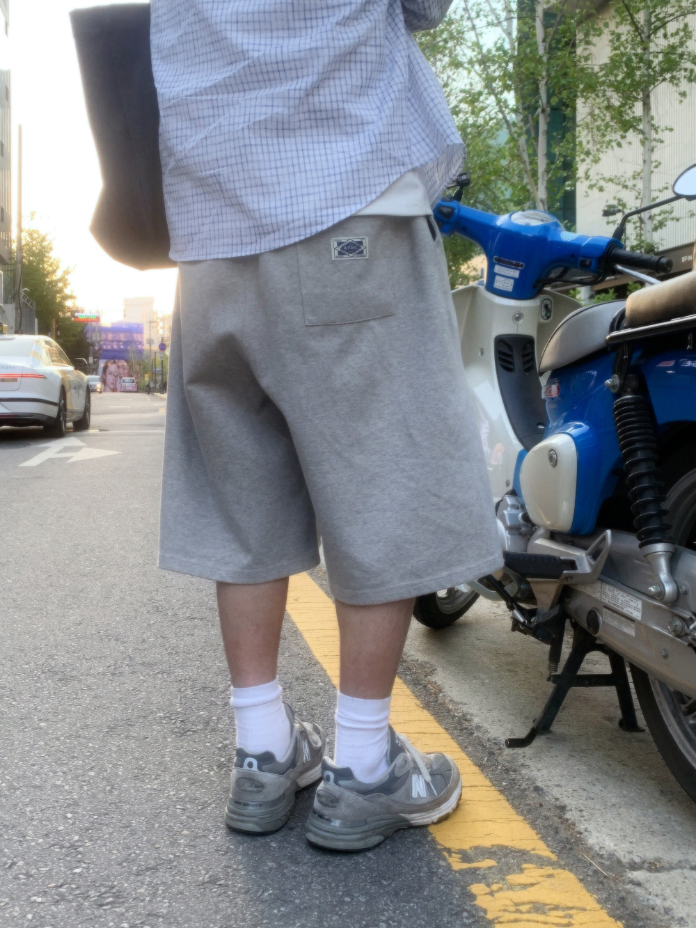 반바지 모델 착용 이미지-S135L74