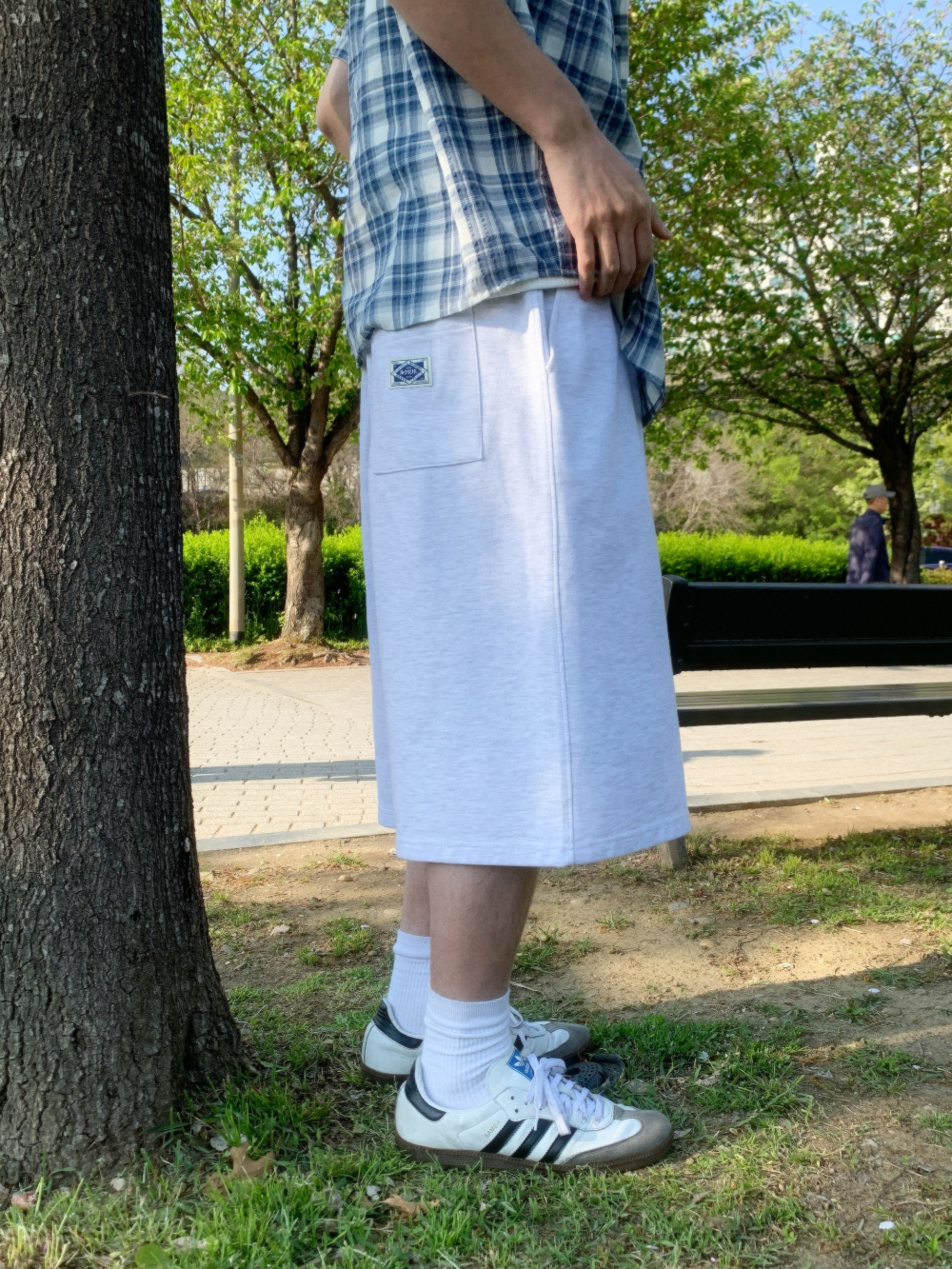 반바지 모델 착용 이미지-S135L25