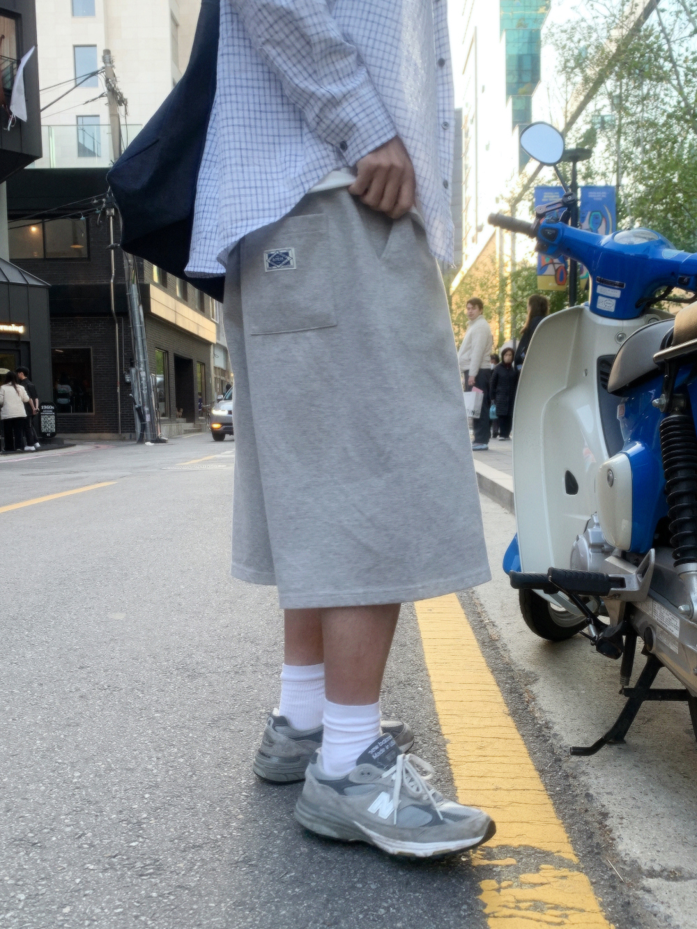 반바지 모델 착용 이미지-S135L71