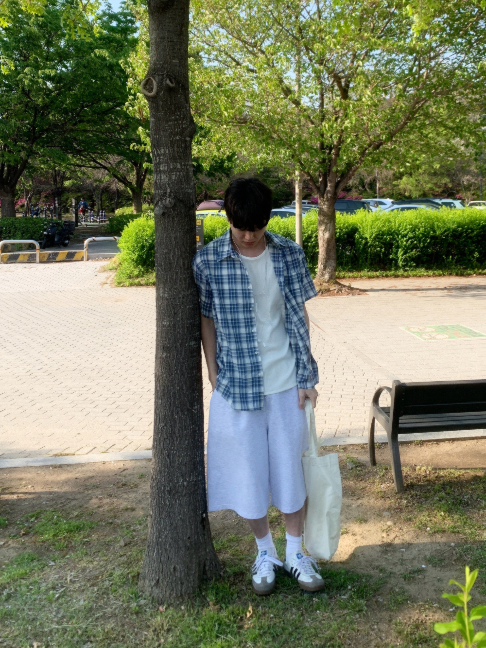 민소매 모델 착용 이미지-S133L7
