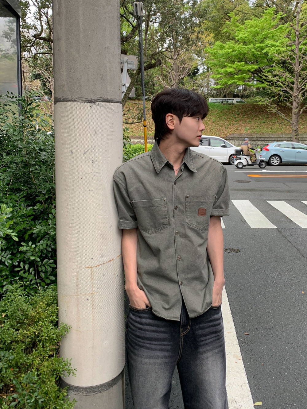 바지 모델 착용 이미지-S145L32