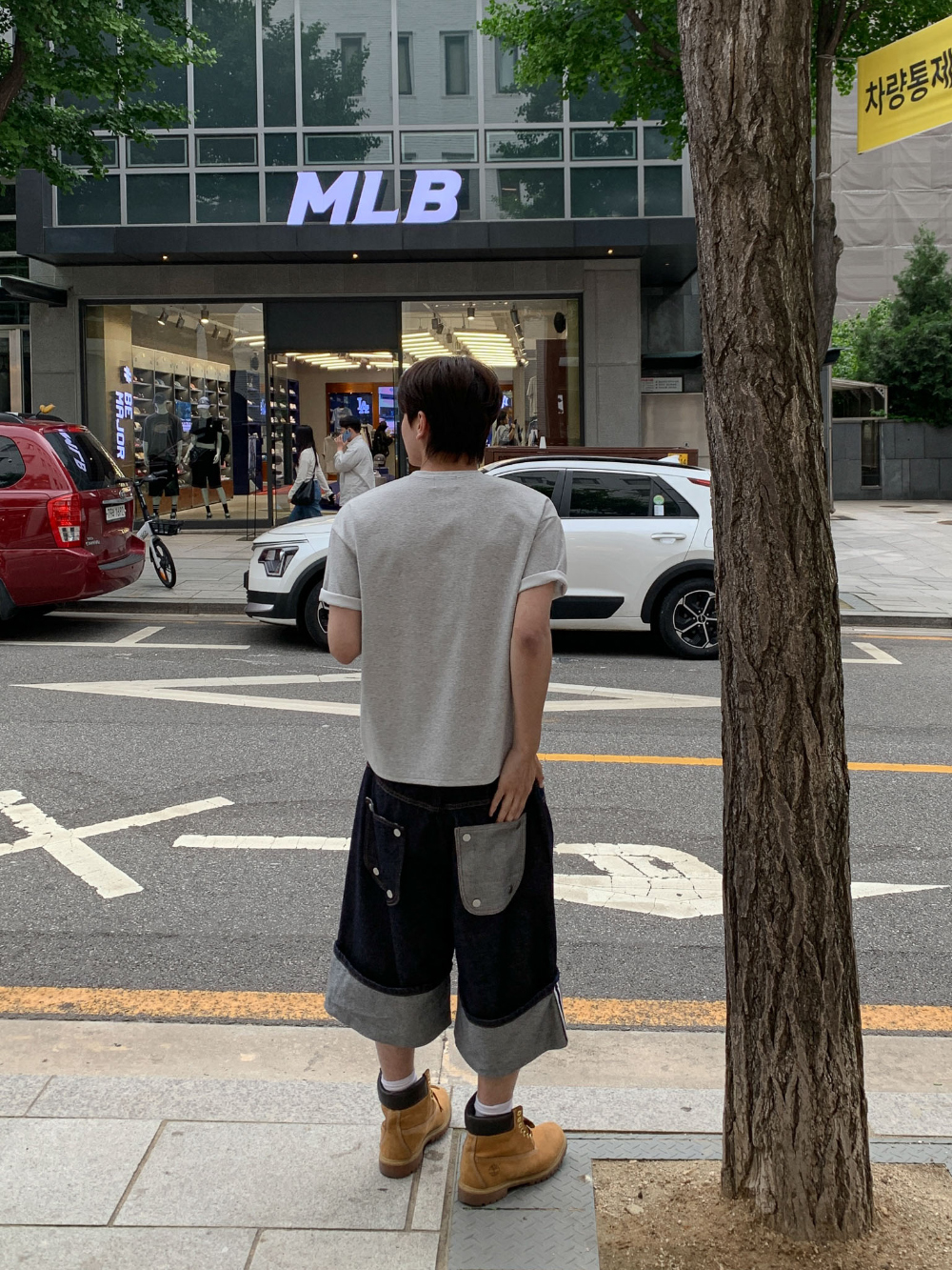 반바지 모델 착용 이미지-S139L26