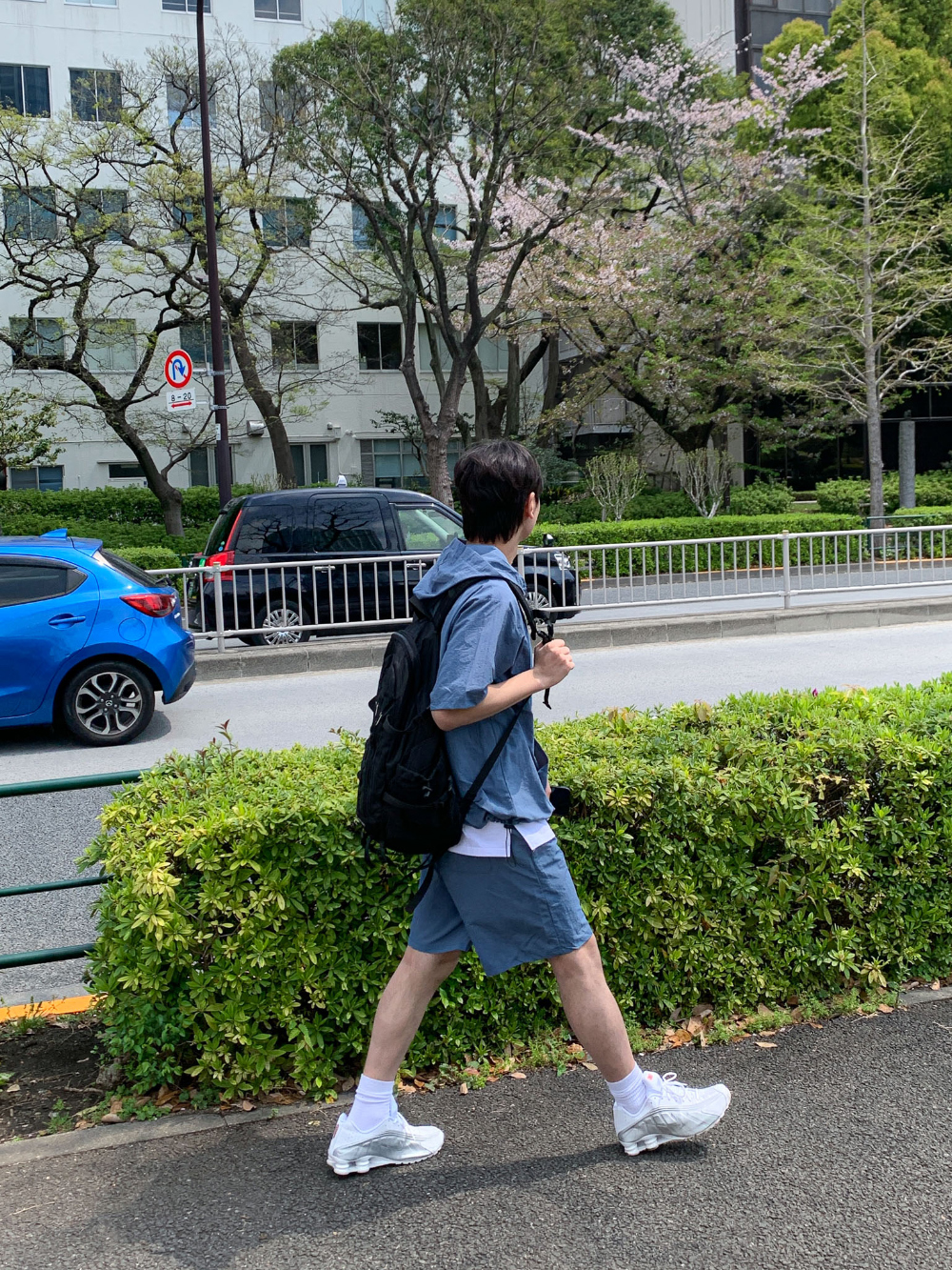 드레스 모델 착용 이미지-S131L47