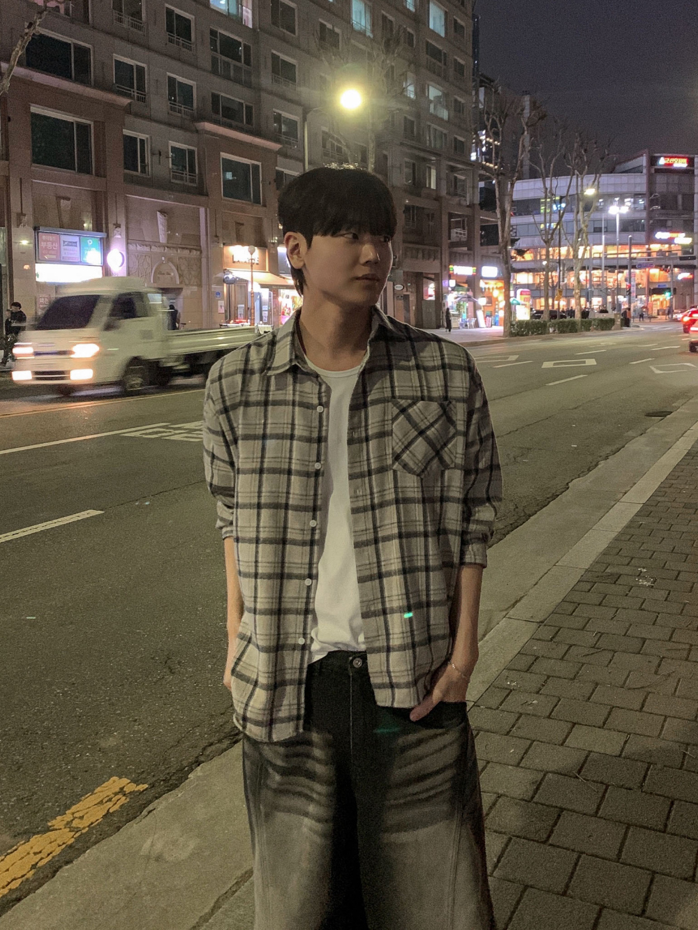 바지 모델 착용 이미지-S126L7