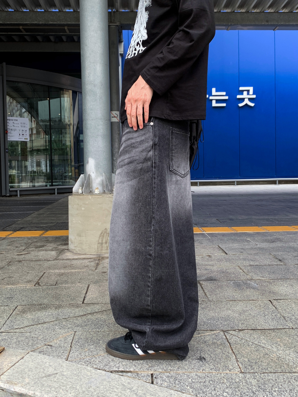 바지 모델 착용 이미지-S158L50